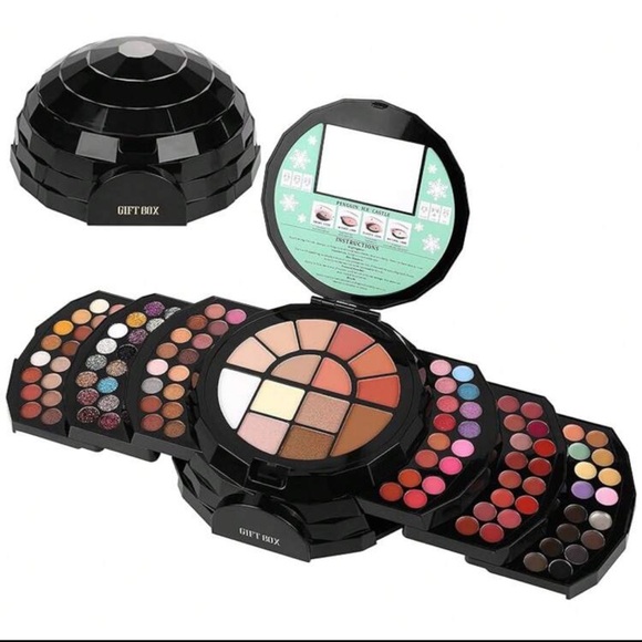 Eyeshadow Palette - Bold and Neutral Shades
